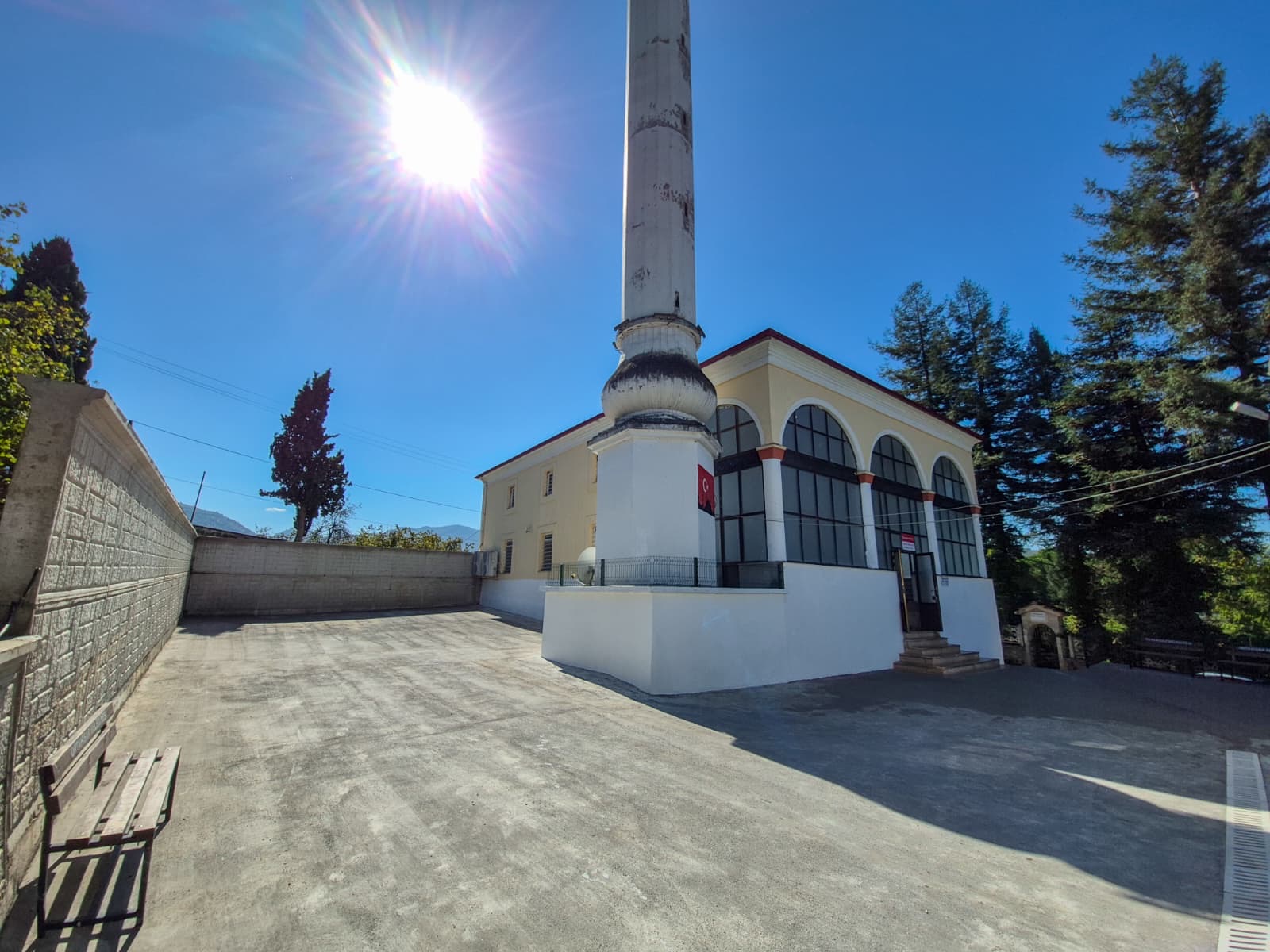 ORTAHİSAR BELEDİYESİ, AKKAYA MERKEZ CAMİİNE MODERN BİR GÖRÜNÜM KAZANDIRDI