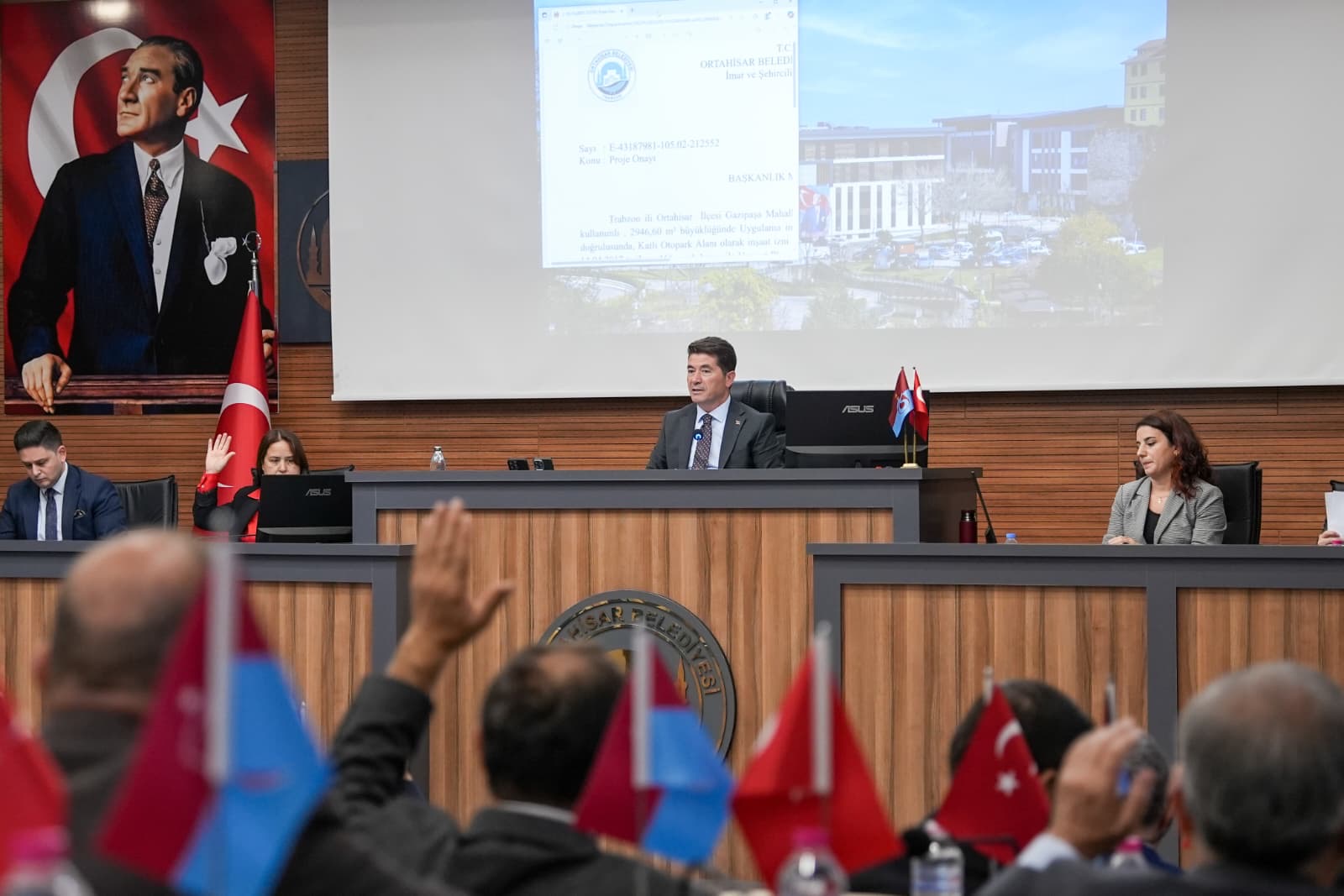 ORTAHİSAR BELEDİYE MECLİSİ EKİM AYI TOPLANTILARI 3. OTURUMLA DEVAM ETTİ