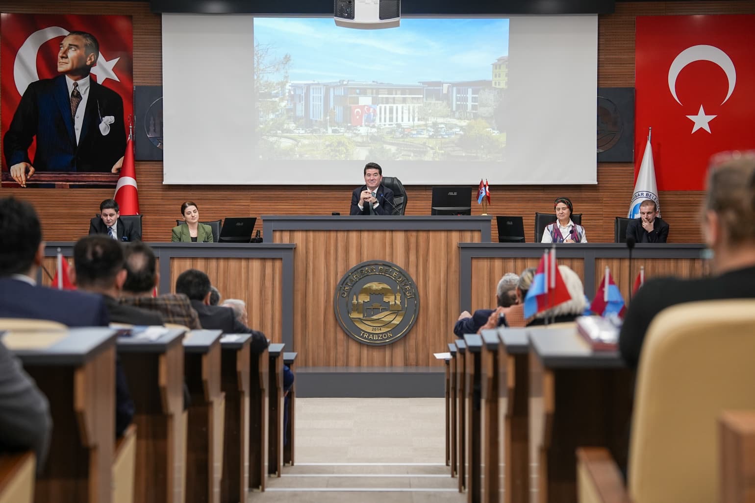 BAŞKAN KAYA: “ŞEHİR ADINA REFAHI ARTIRACAK HER İŞTE ORTAKLAŞMAMIZ GEREKİR”