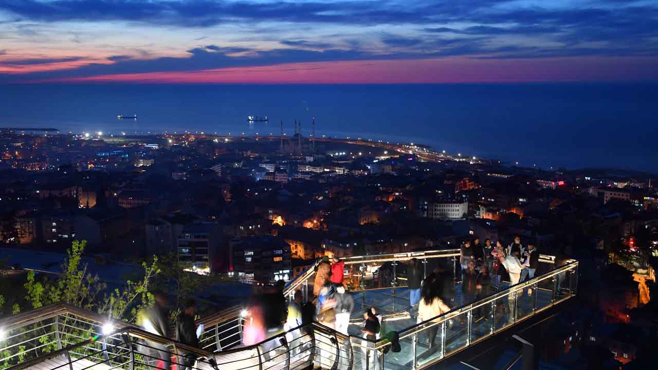 Boztepe Volkan Konak Seyir Terası 